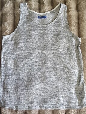 Woman's Top